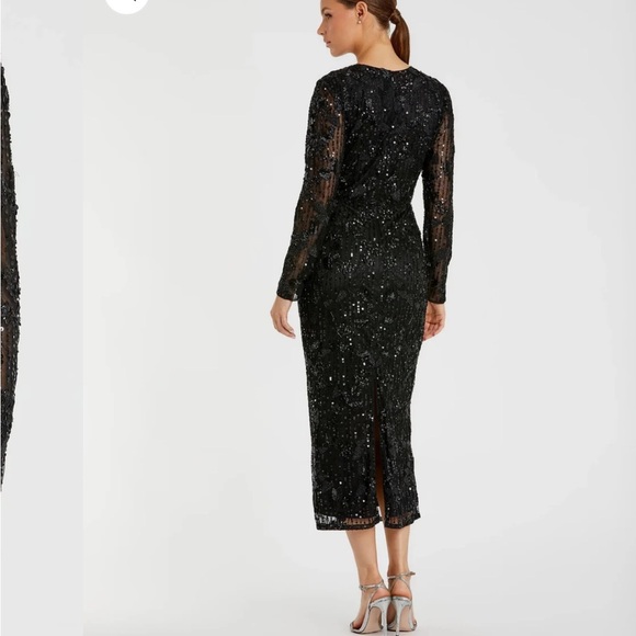 New MAC DUGGAL
Black High Neck Long Sleeve Embellished
Dress 10 | 5988 - Picture 2 of 9